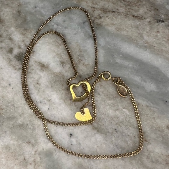 Vintage Avon Love Knot Necklace N105 - Picture 4 of 5